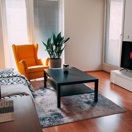 Apartman U Metra, 4 Hoste, Parking Free, Blizko O2 Arena Praga Exterior foto