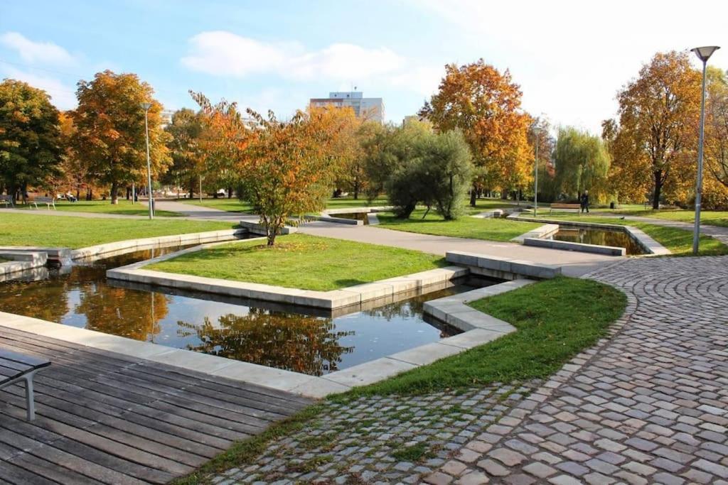Apartman U Metra, 4 Hoste, Parking Free, Blizko O2 Arena Praga Exterior foto