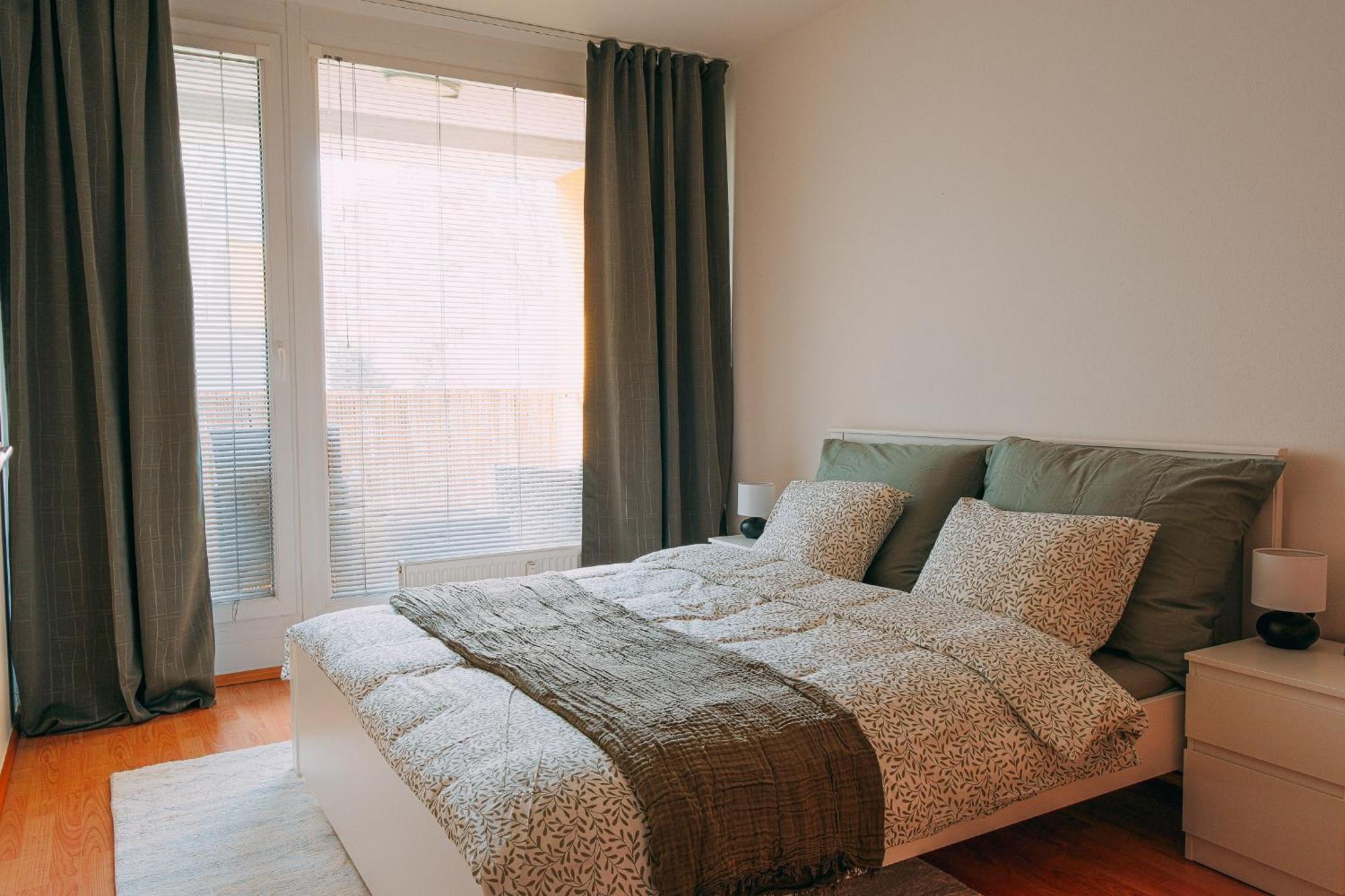 Apartman U Metra, 4 Hoste, Parking Free, Blizko O2 Arena Praga Exterior foto